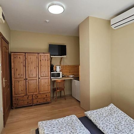 Rozsakert Apartmanhaz Hajdúszoboszló المظهر الخارجي الصورة
