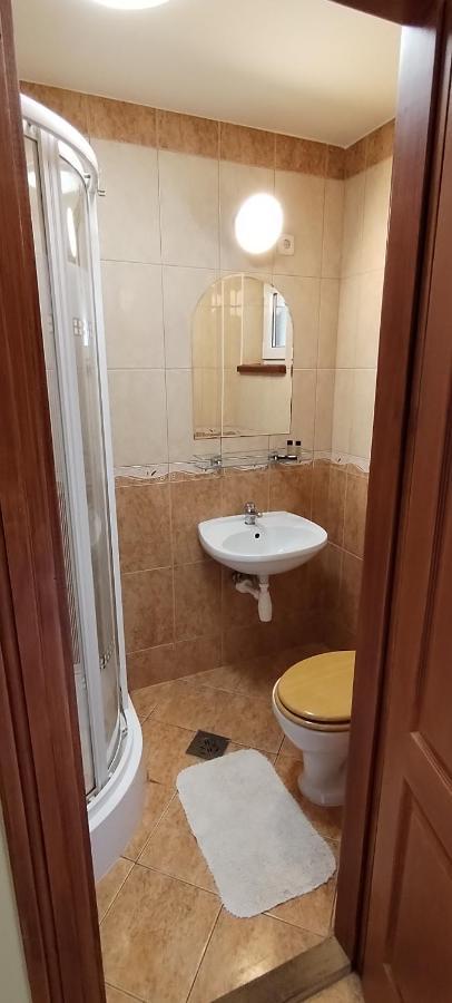 Rozsakert Apartmanhaz Hajdúszoboszló المظهر الخارجي الصورة