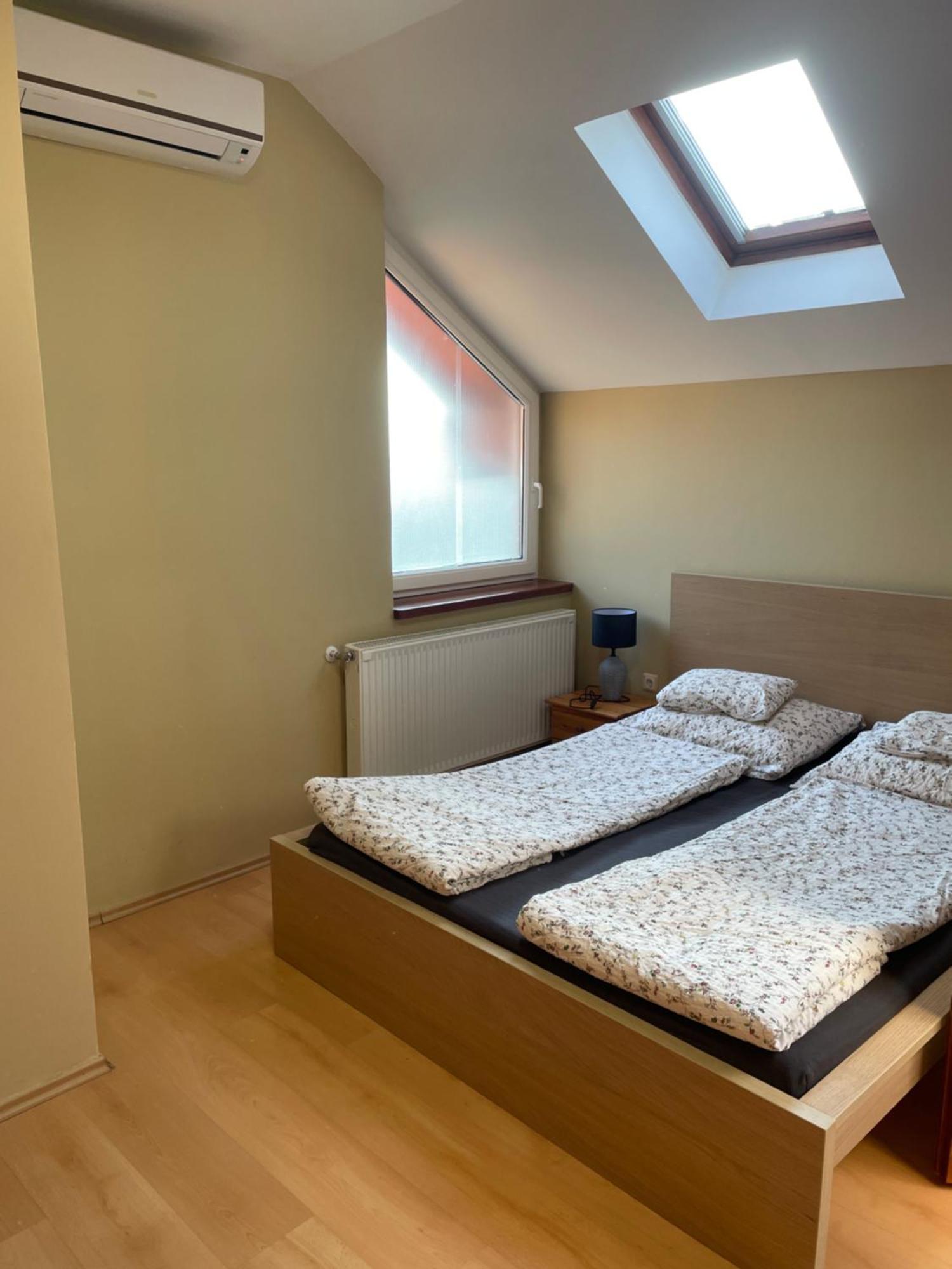 Rozsakert Apartmanhaz Hajdúszoboszló المظهر الخارجي الصورة