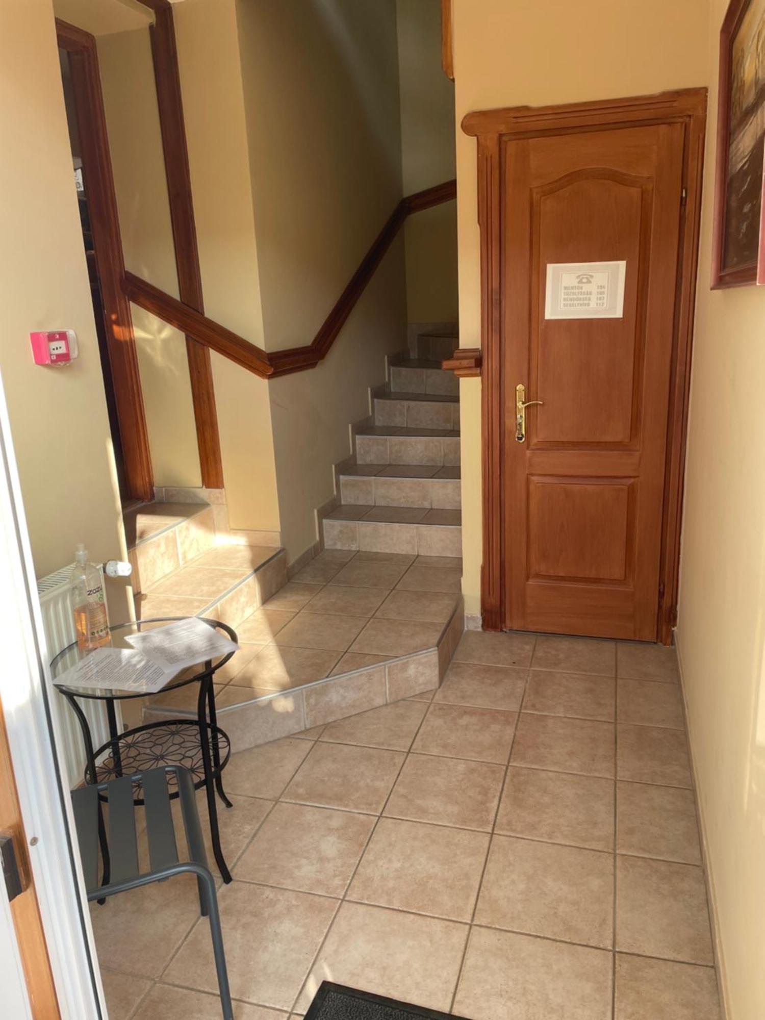 Rozsakert Apartmanhaz Hajdúszoboszló المظهر الخارجي الصورة
