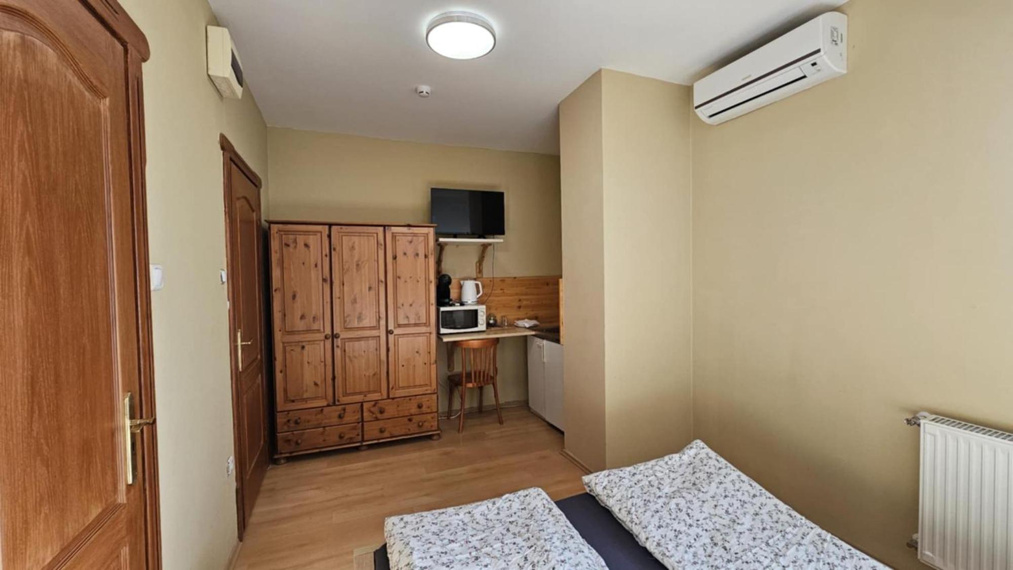 Rozsakert Apartmanhaz Hajdúszoboszló المظهر الخارجي الصورة