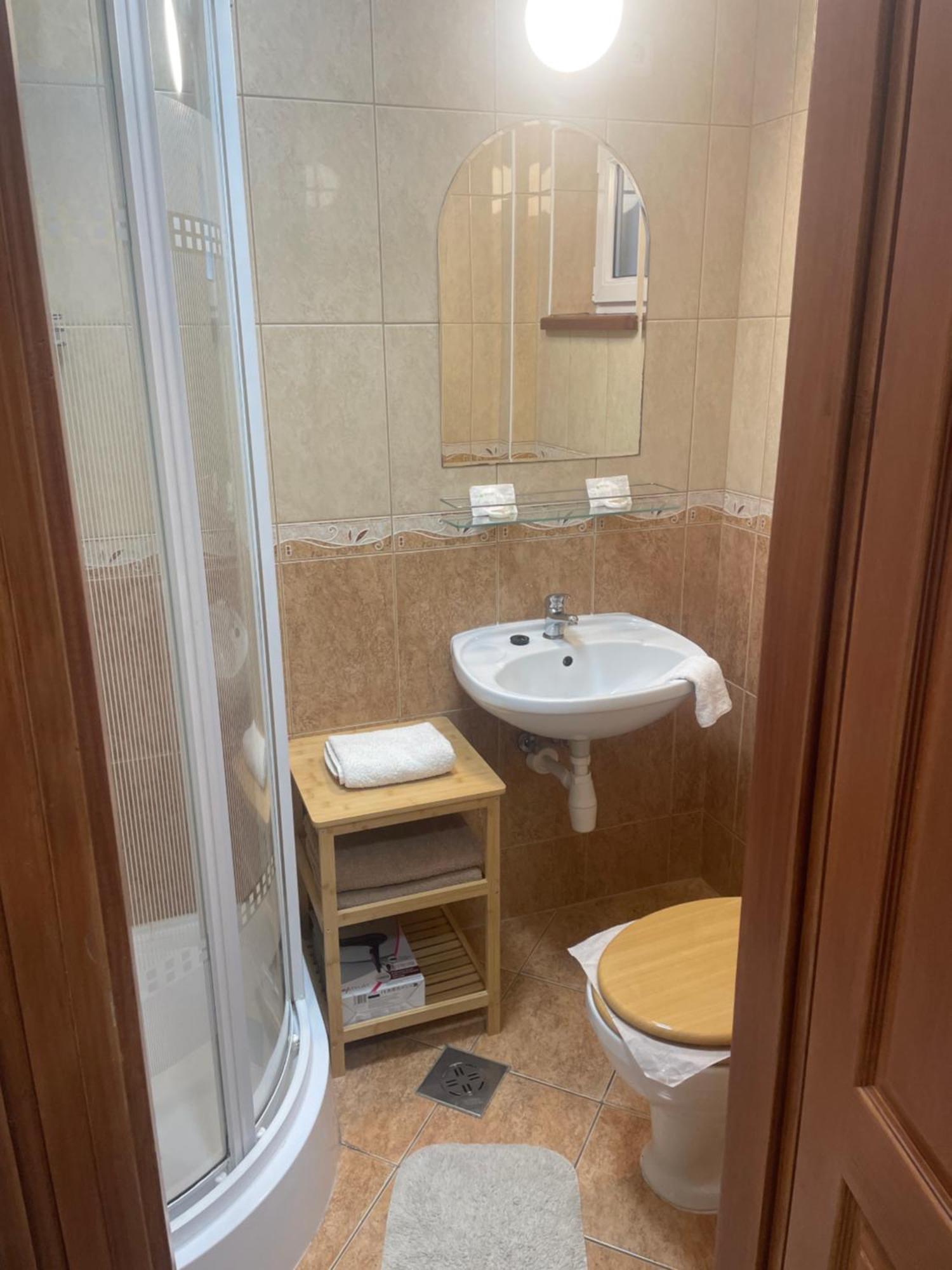 Rozsakert Apartmanhaz Hajdúszoboszló المظهر الخارجي الصورة